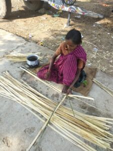mwhd workers 8 Bamboo India